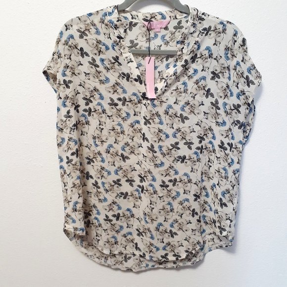 New with Tags Dainty Floral Popover Blouse Small - Picture 1 of 5